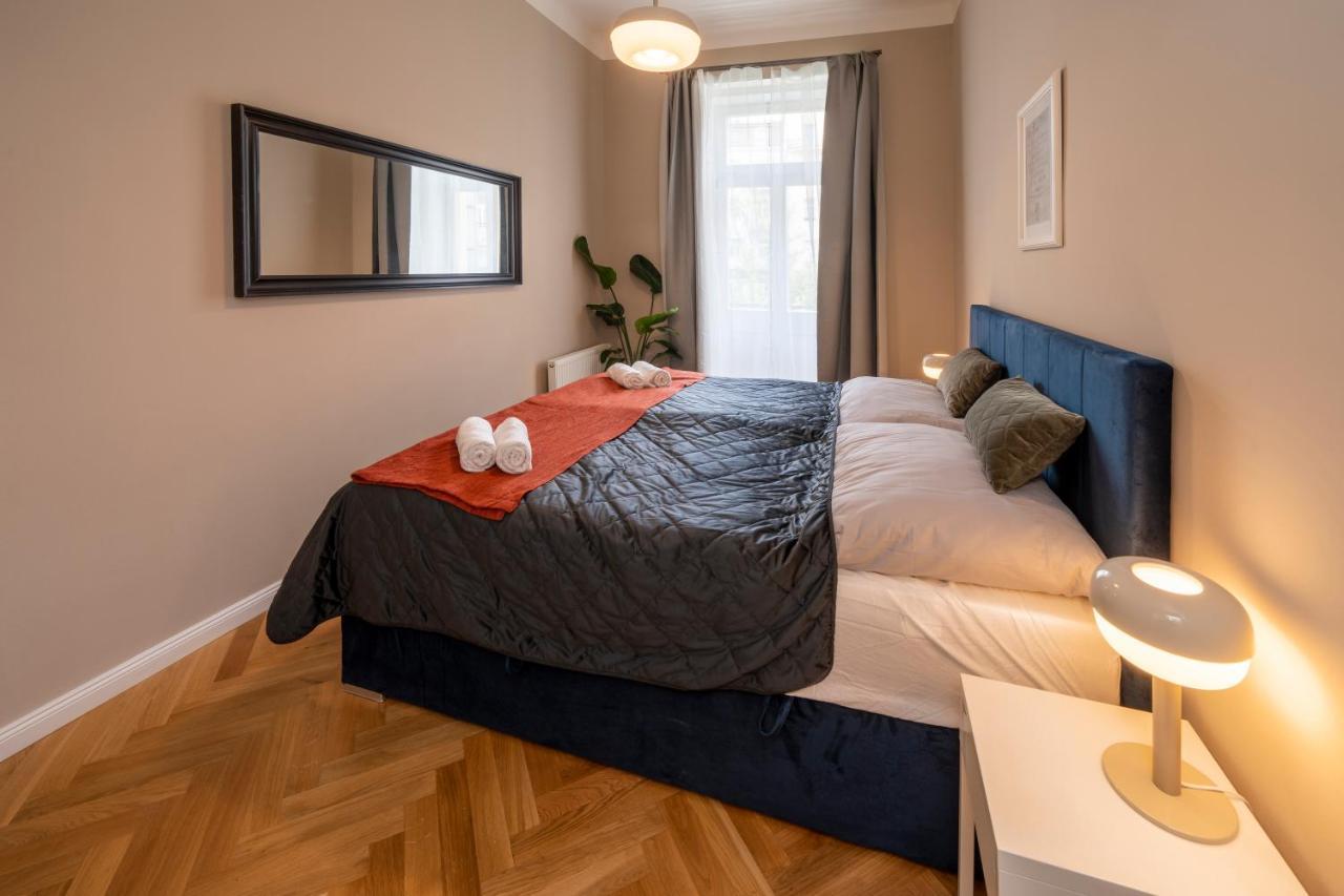 פראג Apart Hotel Zborovska מראה חיצוני תמונה