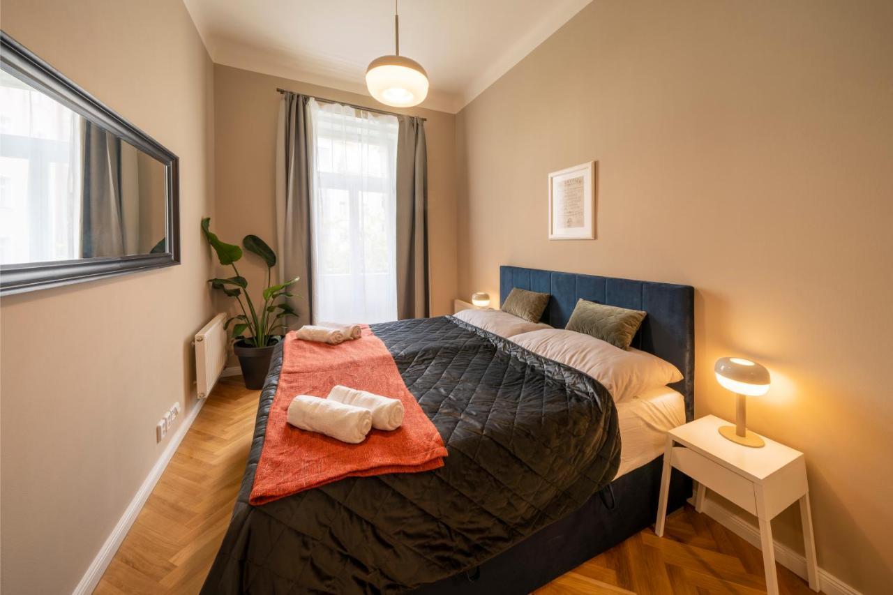 פראג Apart Hotel Zborovska מראה חיצוני תמונה