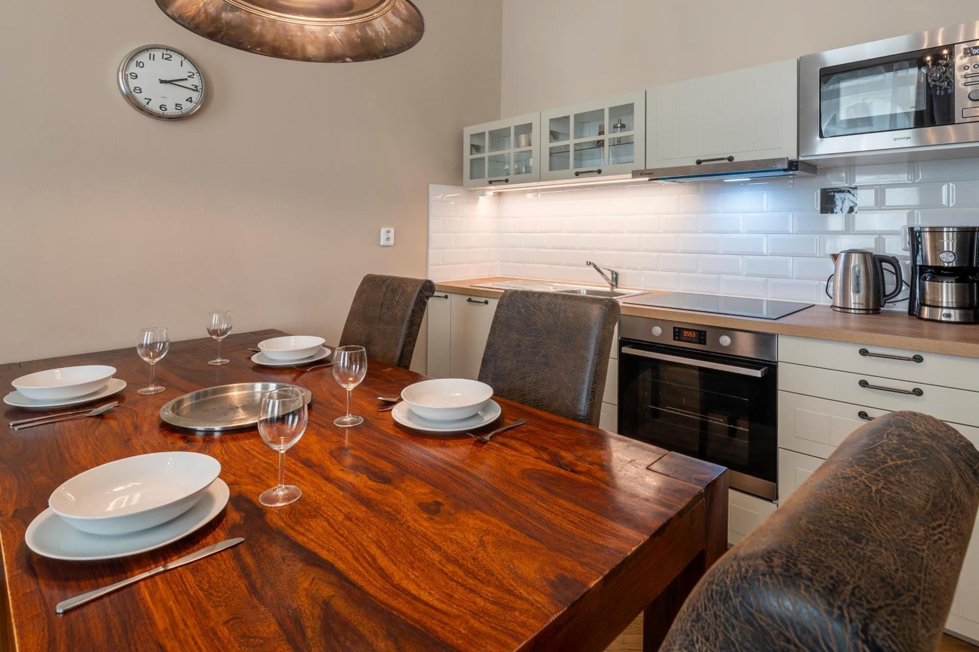 פראג Apart Hotel Zborovska מראה חיצוני תמונה