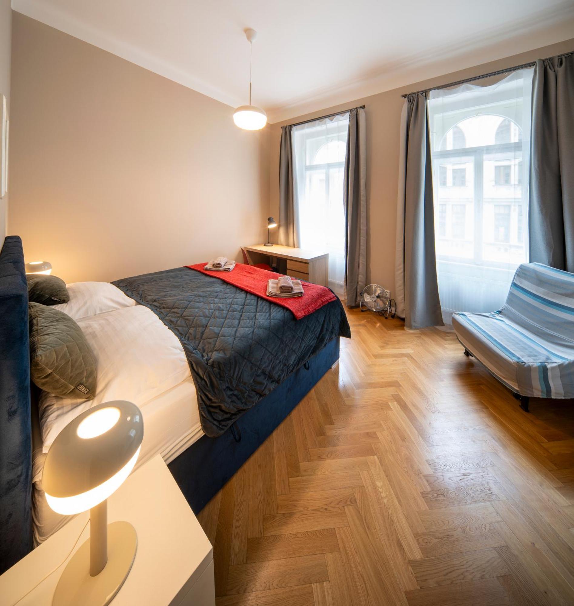 פראג Apart Hotel Zborovska מראה חיצוני תמונה