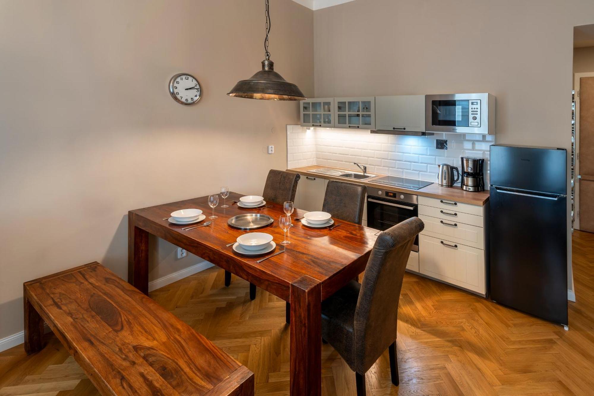 פראג Apart Hotel Zborovska מראה חיצוני תמונה