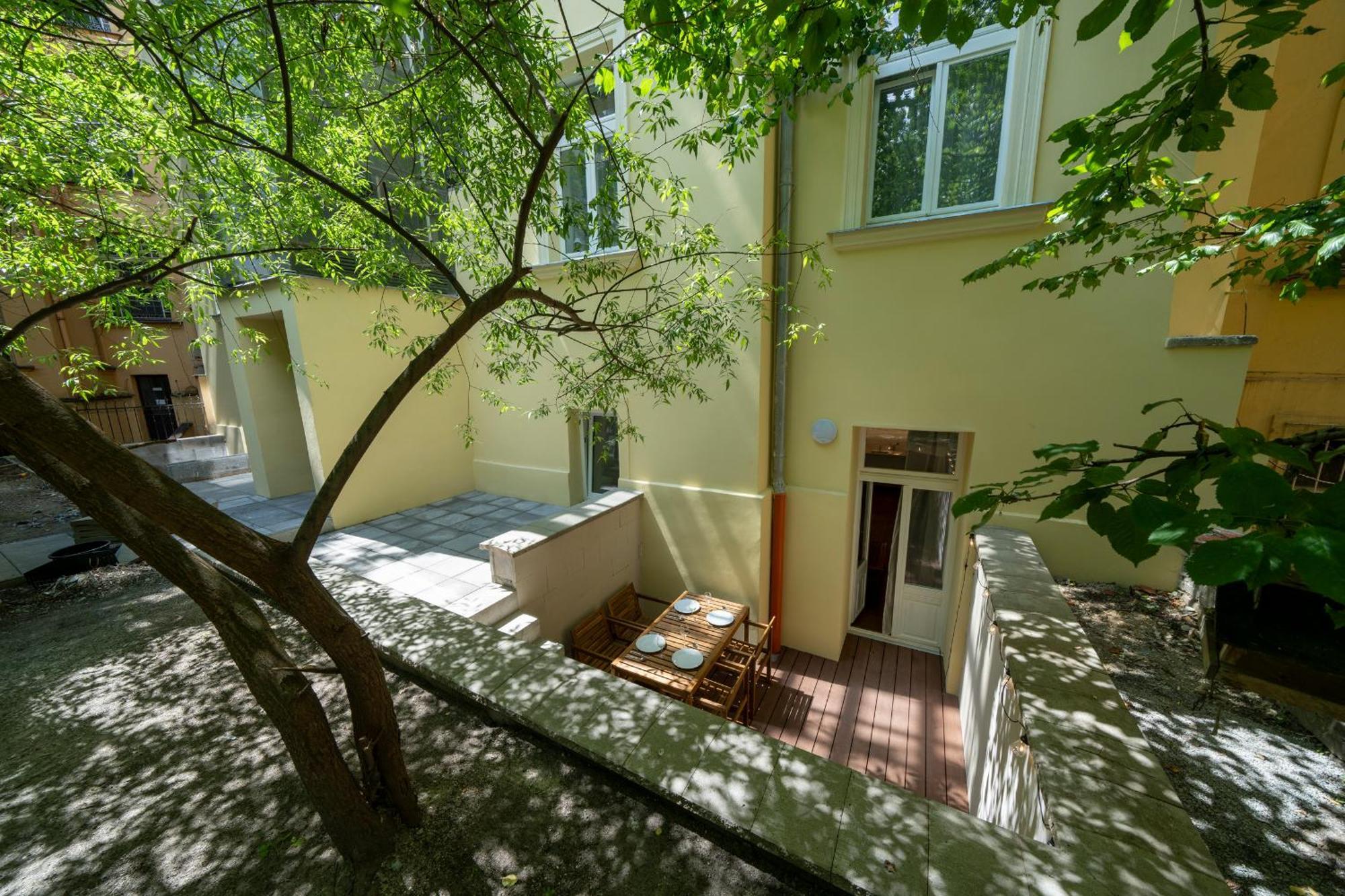 פראג Apart Hotel Zborovska מראה חיצוני תמונה